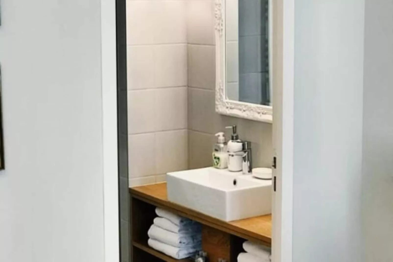 Superbe Duplex De Qualit&eacute;, En Hypercentre Avec Rooftop Et Climatisation-Badkamer