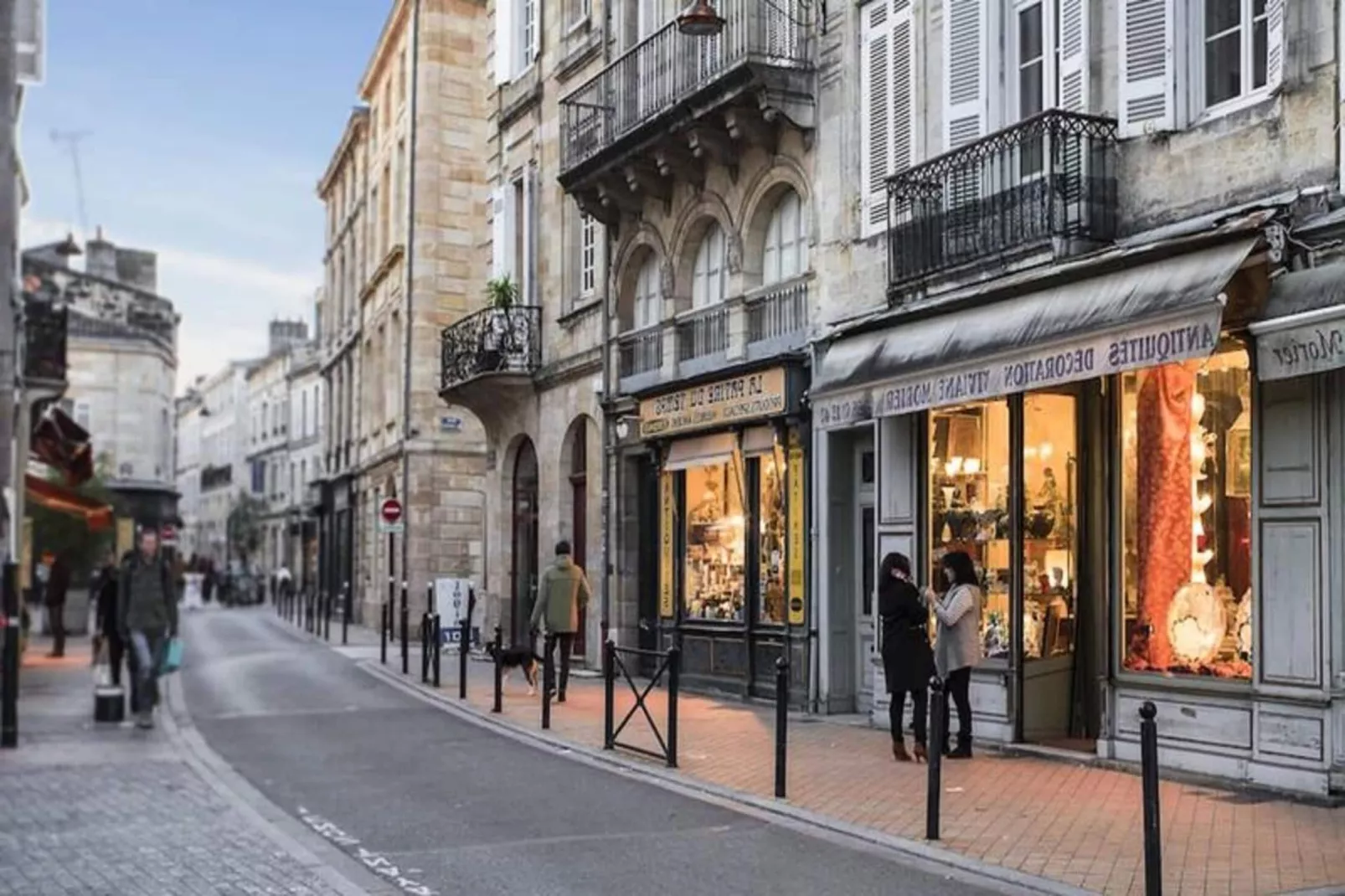 Charmant Appartement Pour 2 Personnes Joliment D&eacute;cor&eacute; Vers La Gare St-jean-Gebieden zomer 1km