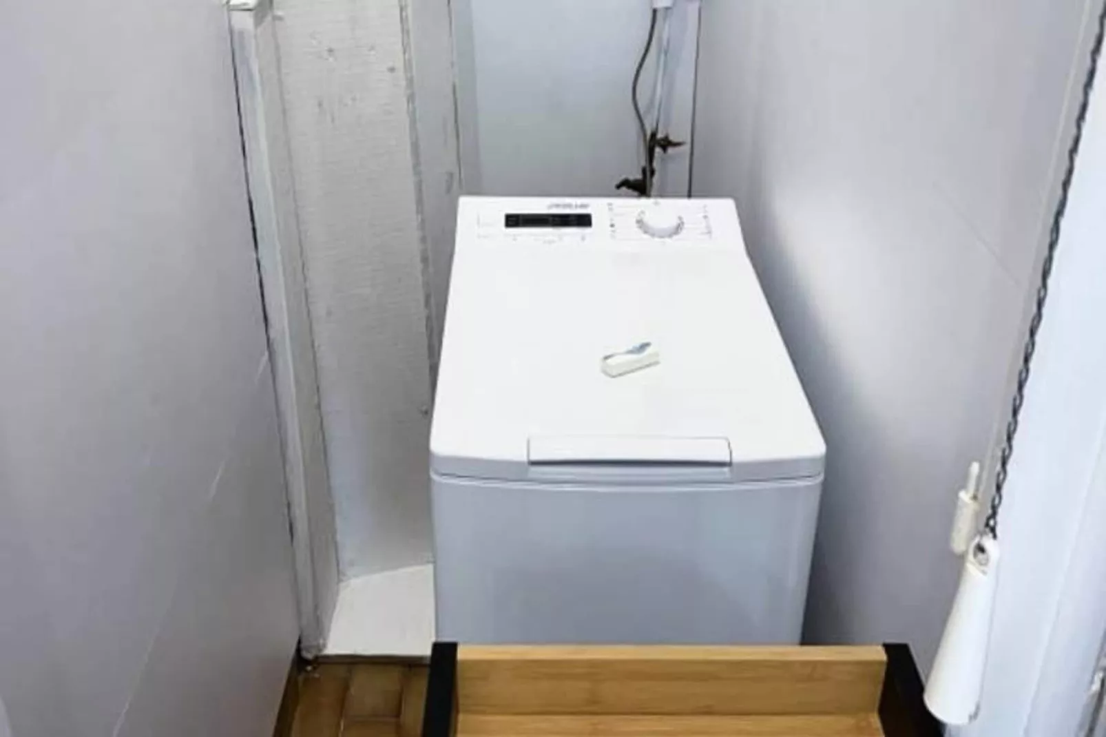 | La Gare Aux 400 Couverts 🚅 | Gare, Gem, Tramway-Badkamer