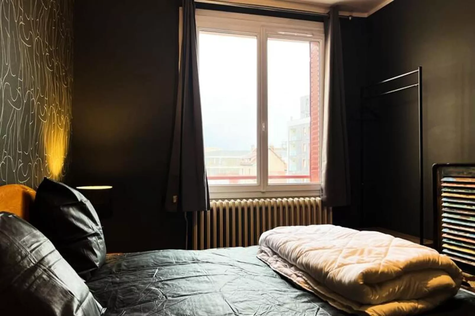 Le  Lumineux Et Confortable T4 Avec Vue🏔  - Alli&eacute;s-Slaapkamer