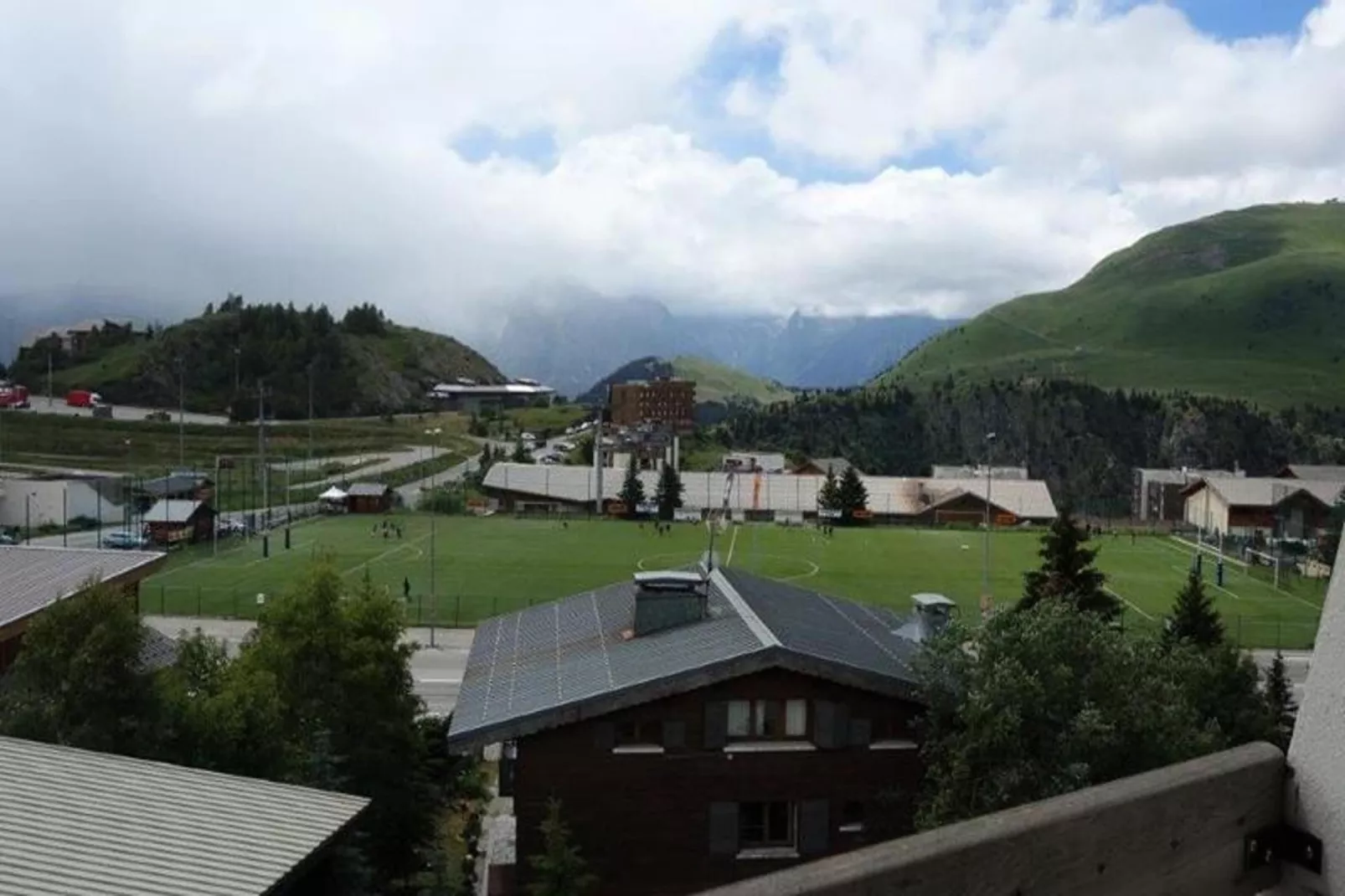 Résidence Kandahar-Uitzicht zomer