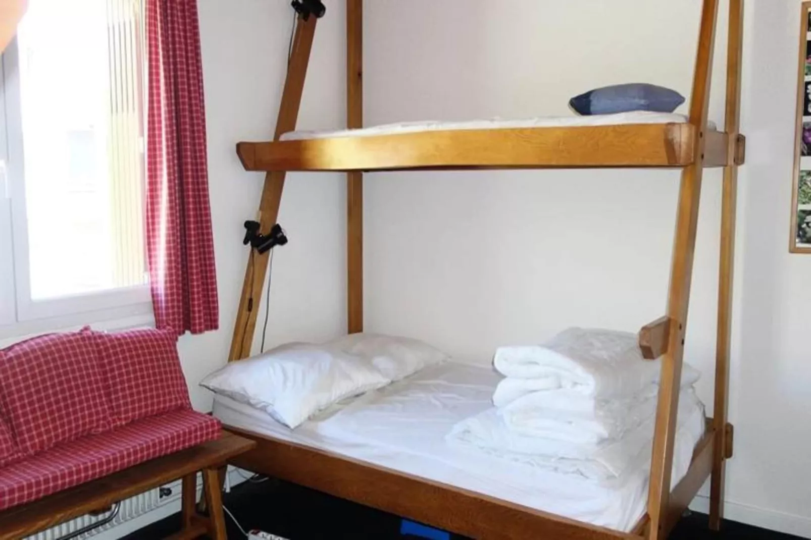 Résidence Choucas-Buitenkant zomer