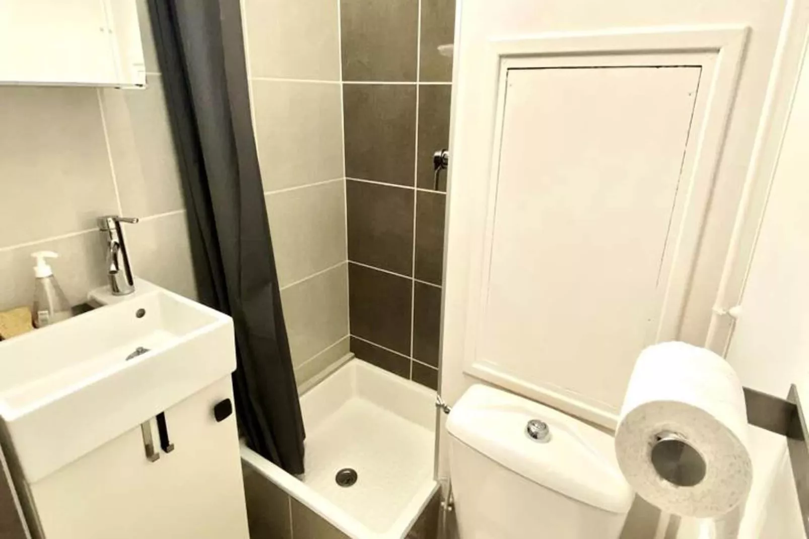 Résidence Kandahar-Badkamer