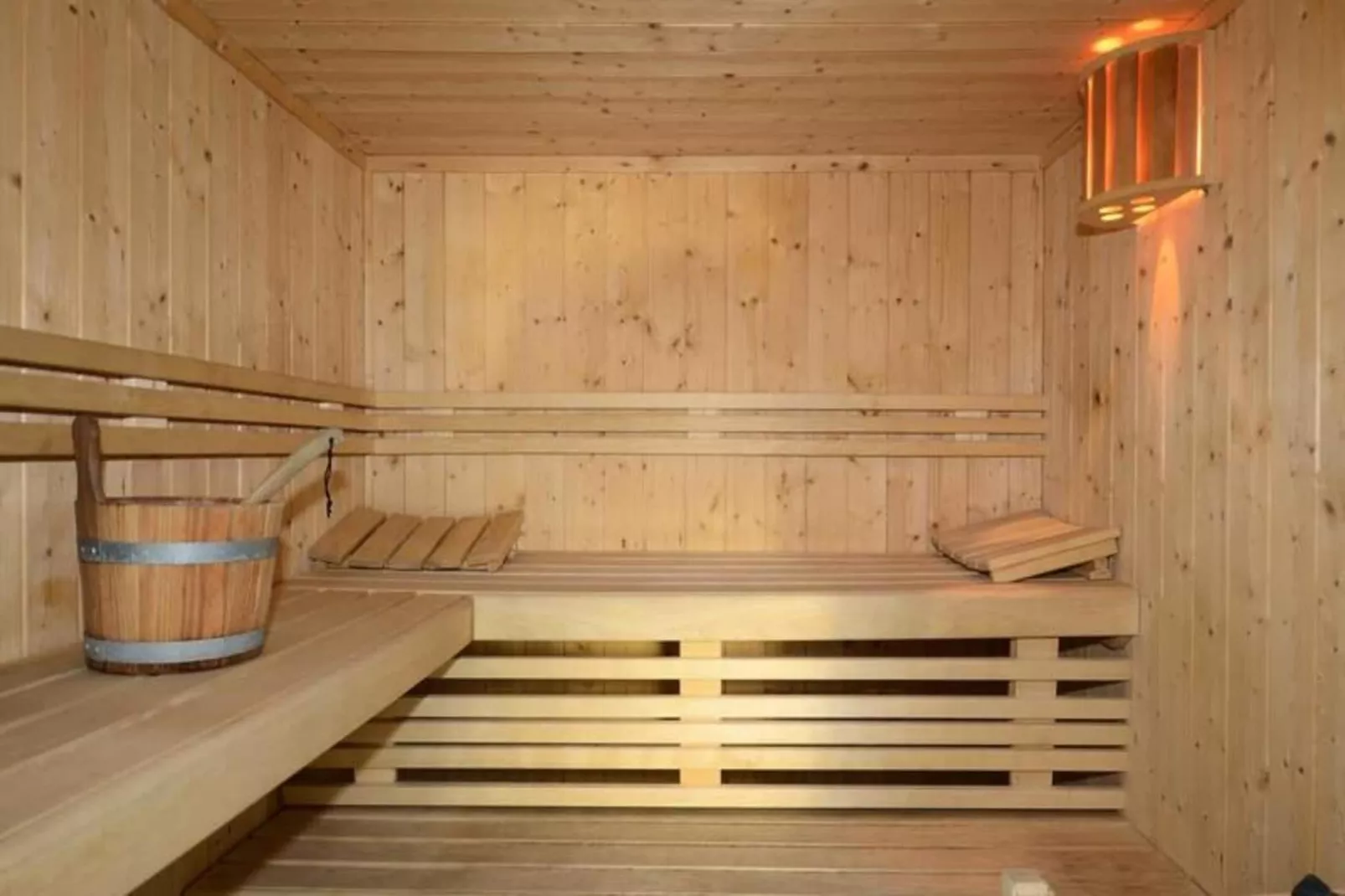 Résidence Odalys L'Ours Blanc-Zwembad