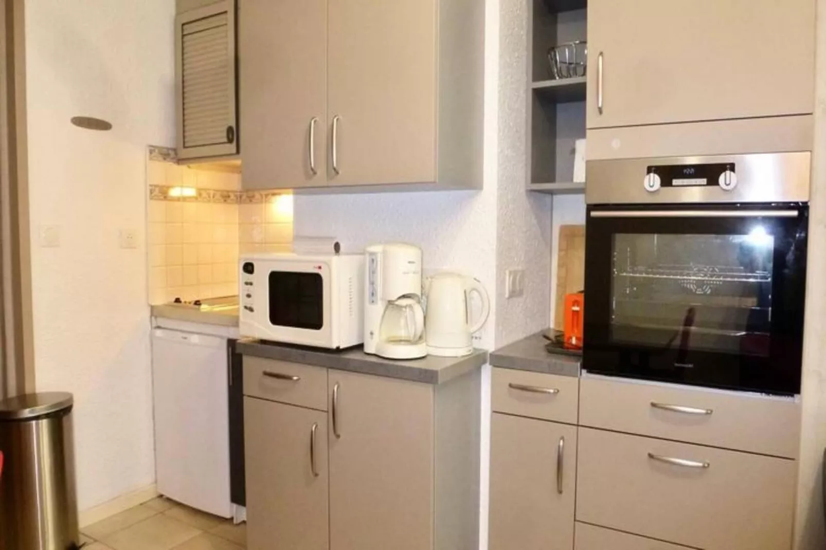 Résidence Neouvielle-Eetkamer