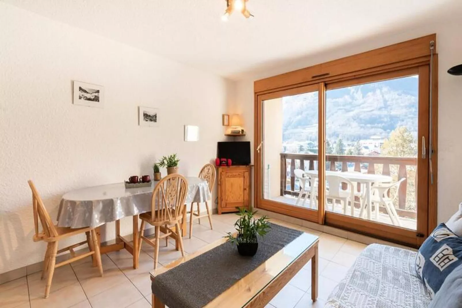 Résidence Les Gentianes-Woonkamer