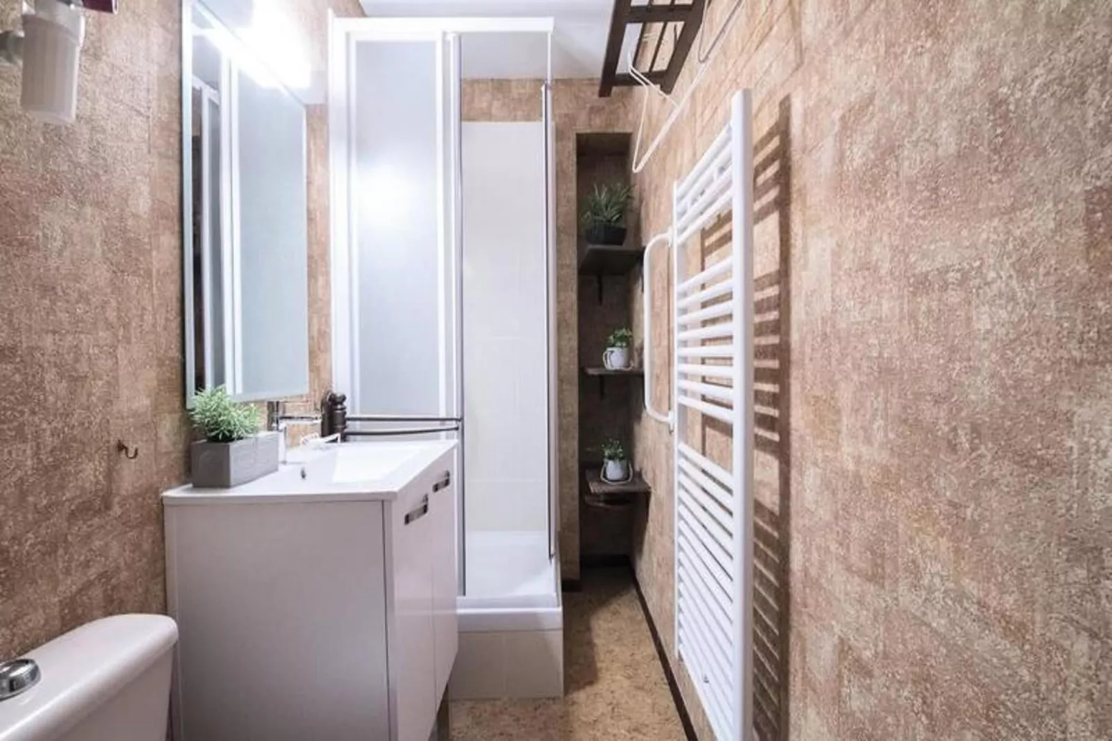 Résidence H.th.ii:bat.6-Badkamer