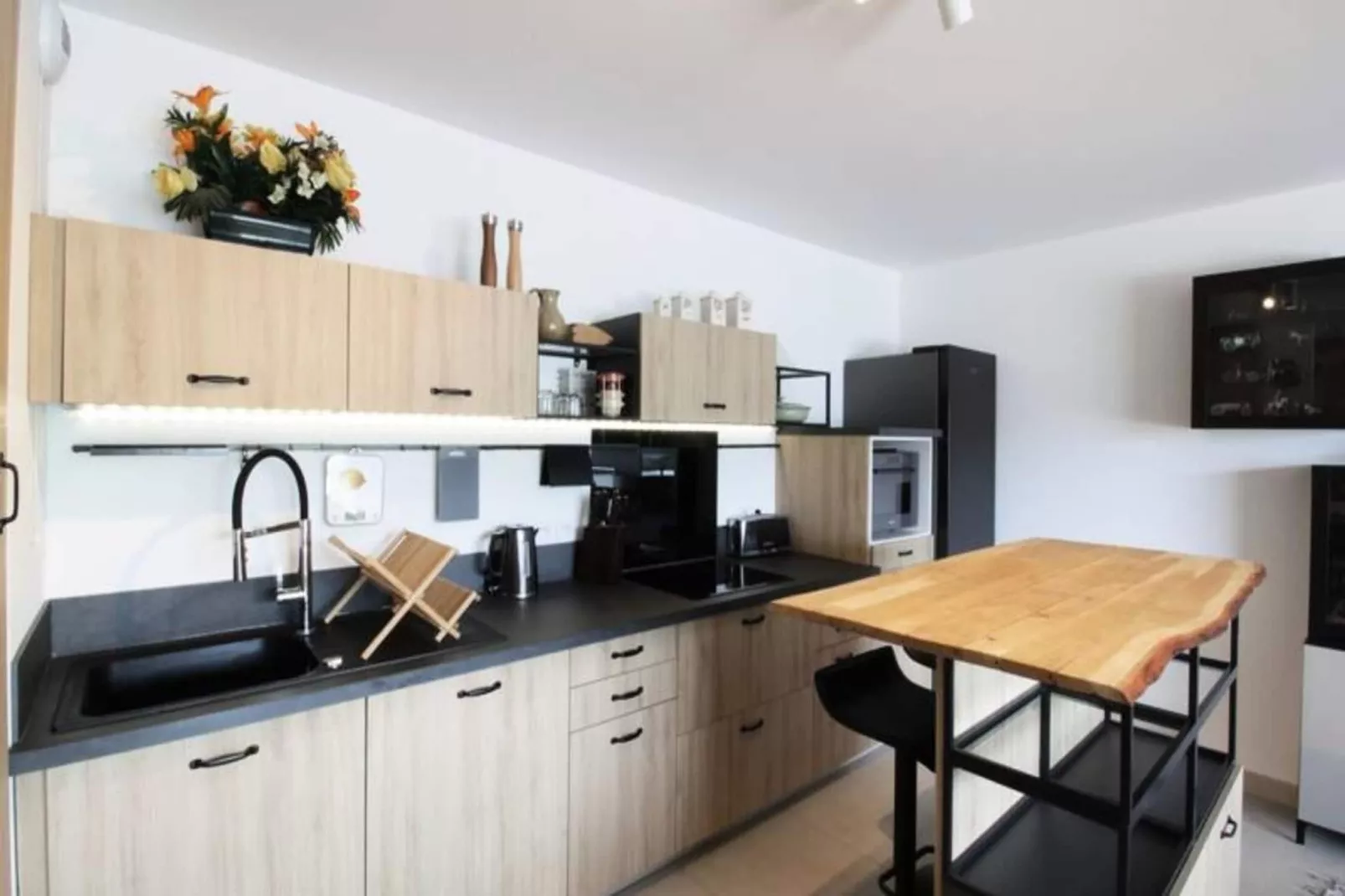 Confortable T3 Avec Terrasse Et Garage !-Keuken