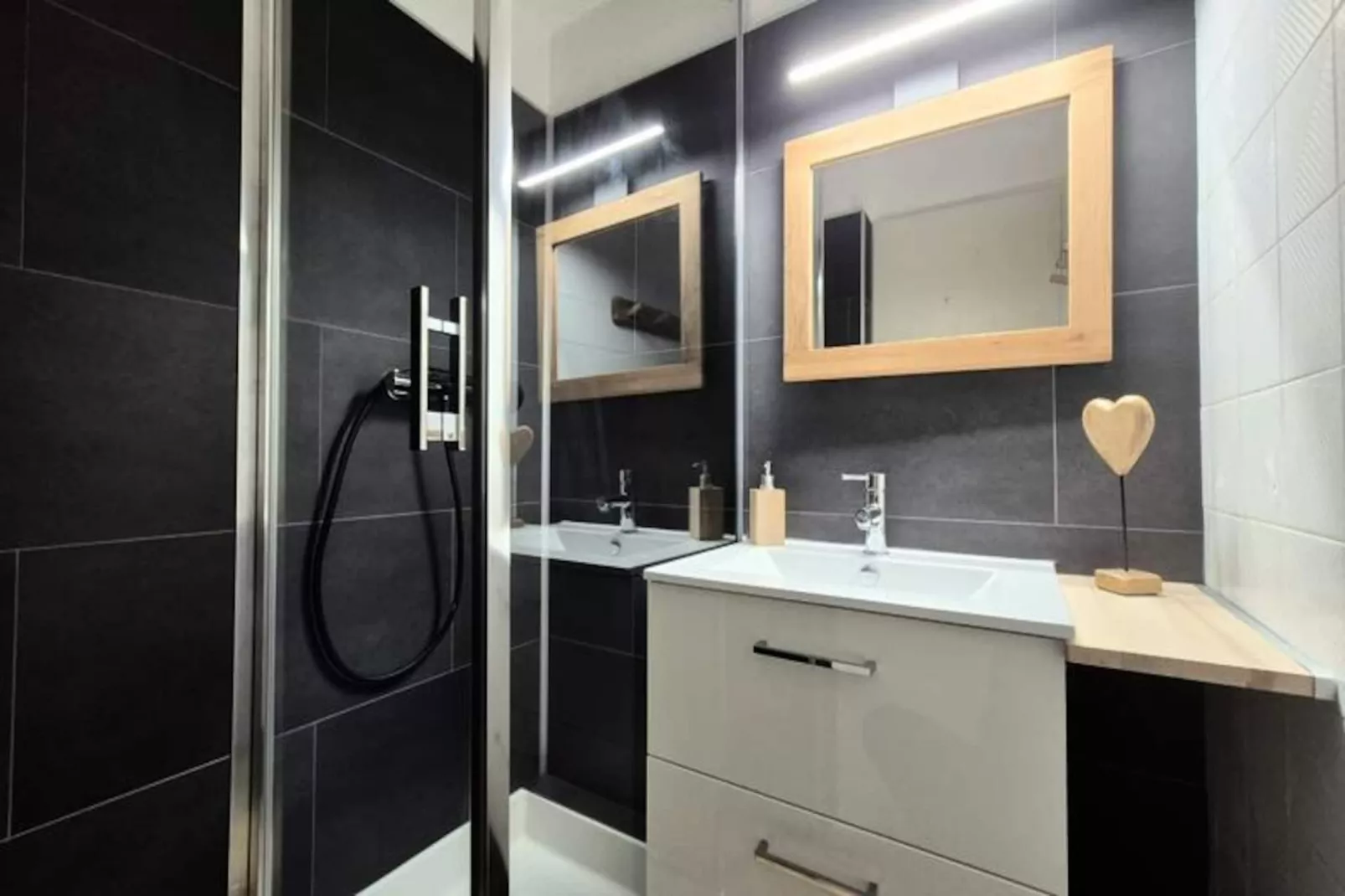 Chaleureux Studio Au Pied Des Pistes - Le Refuge **-Image-tags.