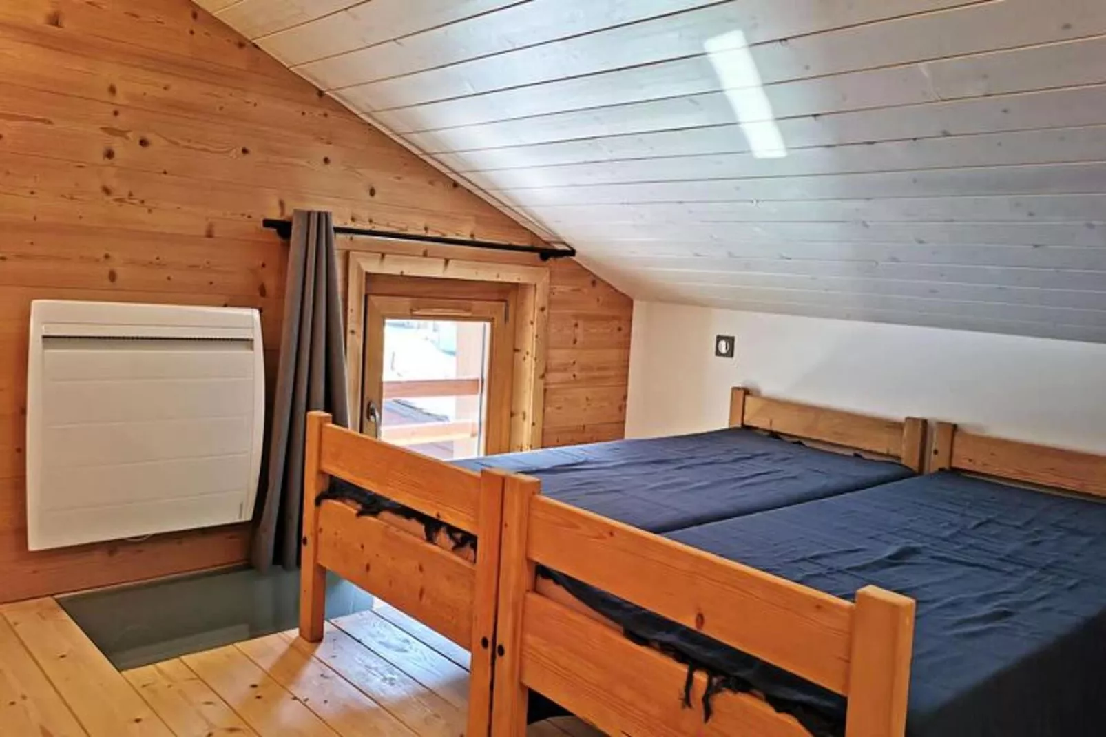 Résidence Lauziere Dessous-Slaapkamer