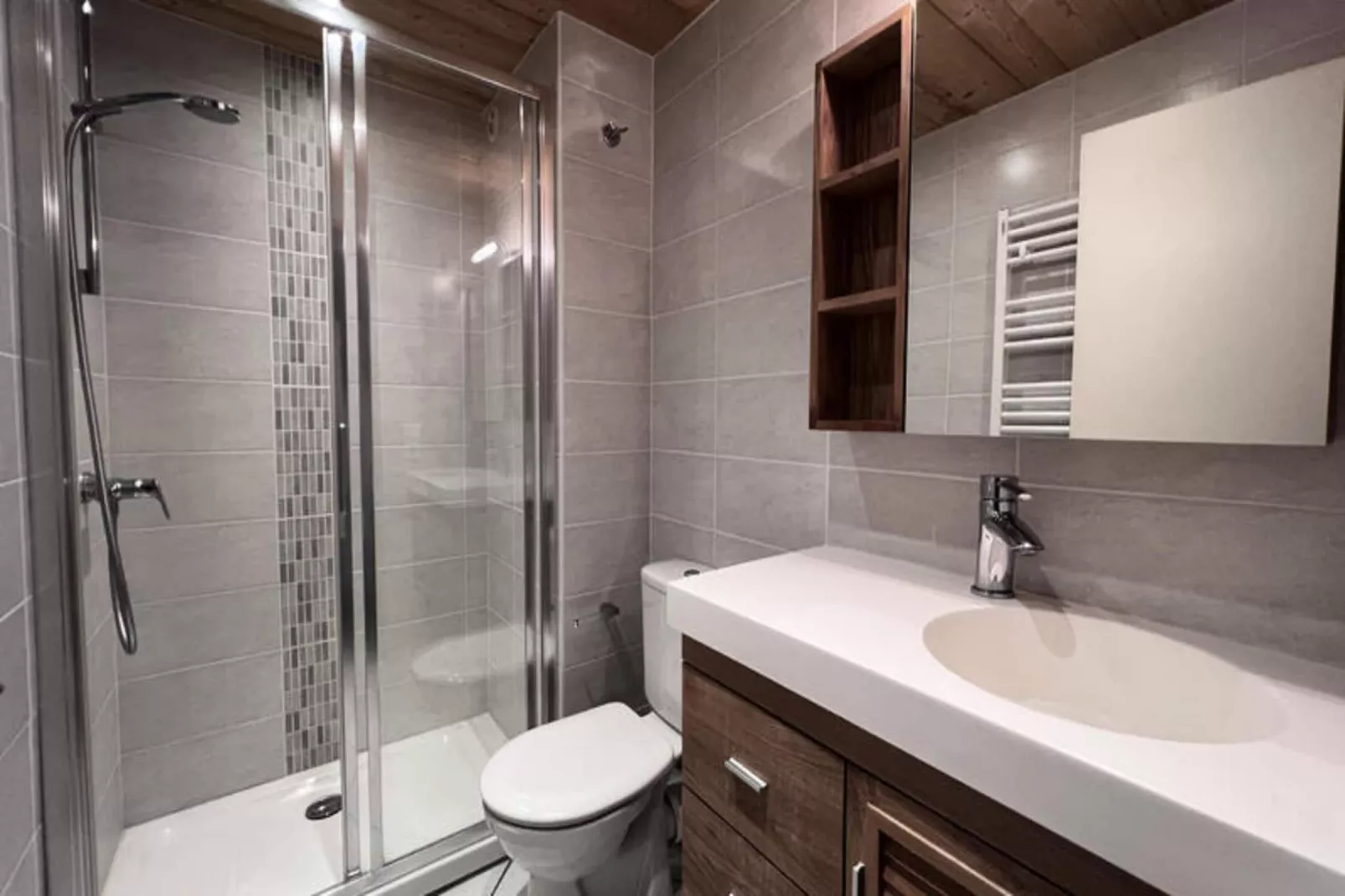 Appartements à La Clusaz-Badkamer