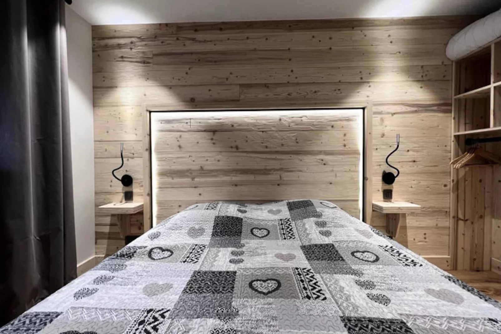 Appartements à La Clusaz-Image-tags.