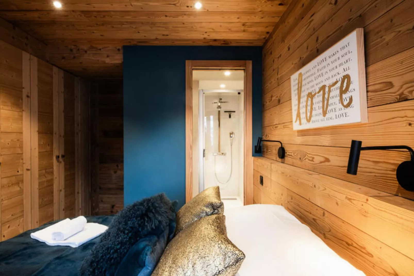 Résidence Sapaudia-Buitenkant zomer