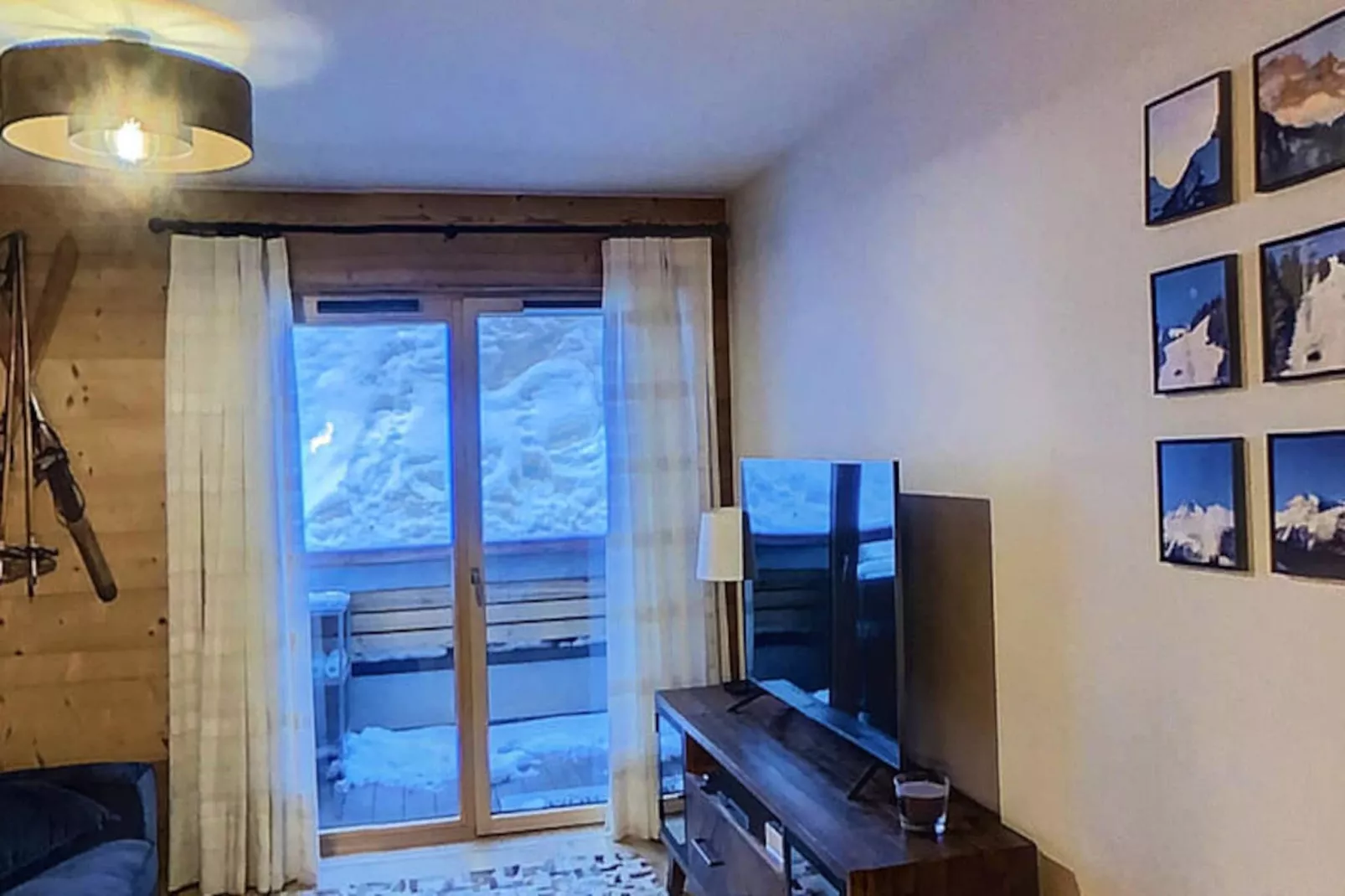 Appartements à Les Carroz-d'Arâches-Image-tags.