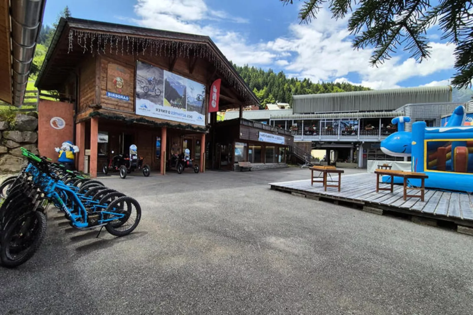 Studio à Saint Jean d'Aulps-Buitenkant zomer