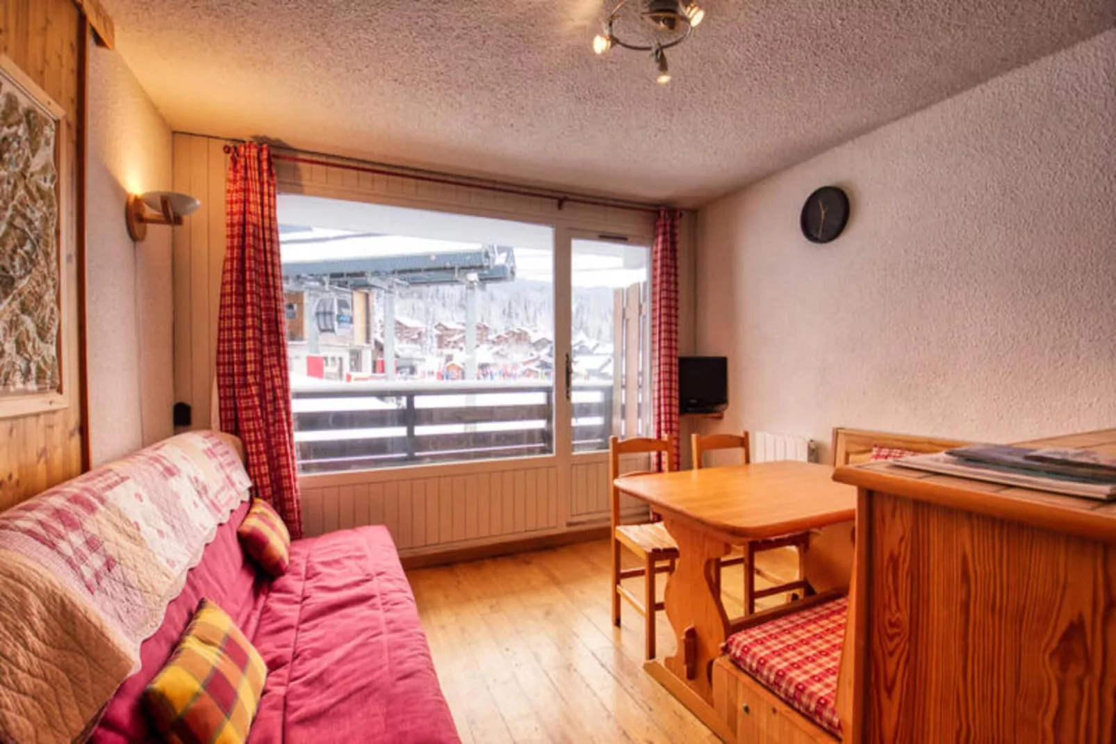 Résidence Criou Ii-Buitenkant zomer