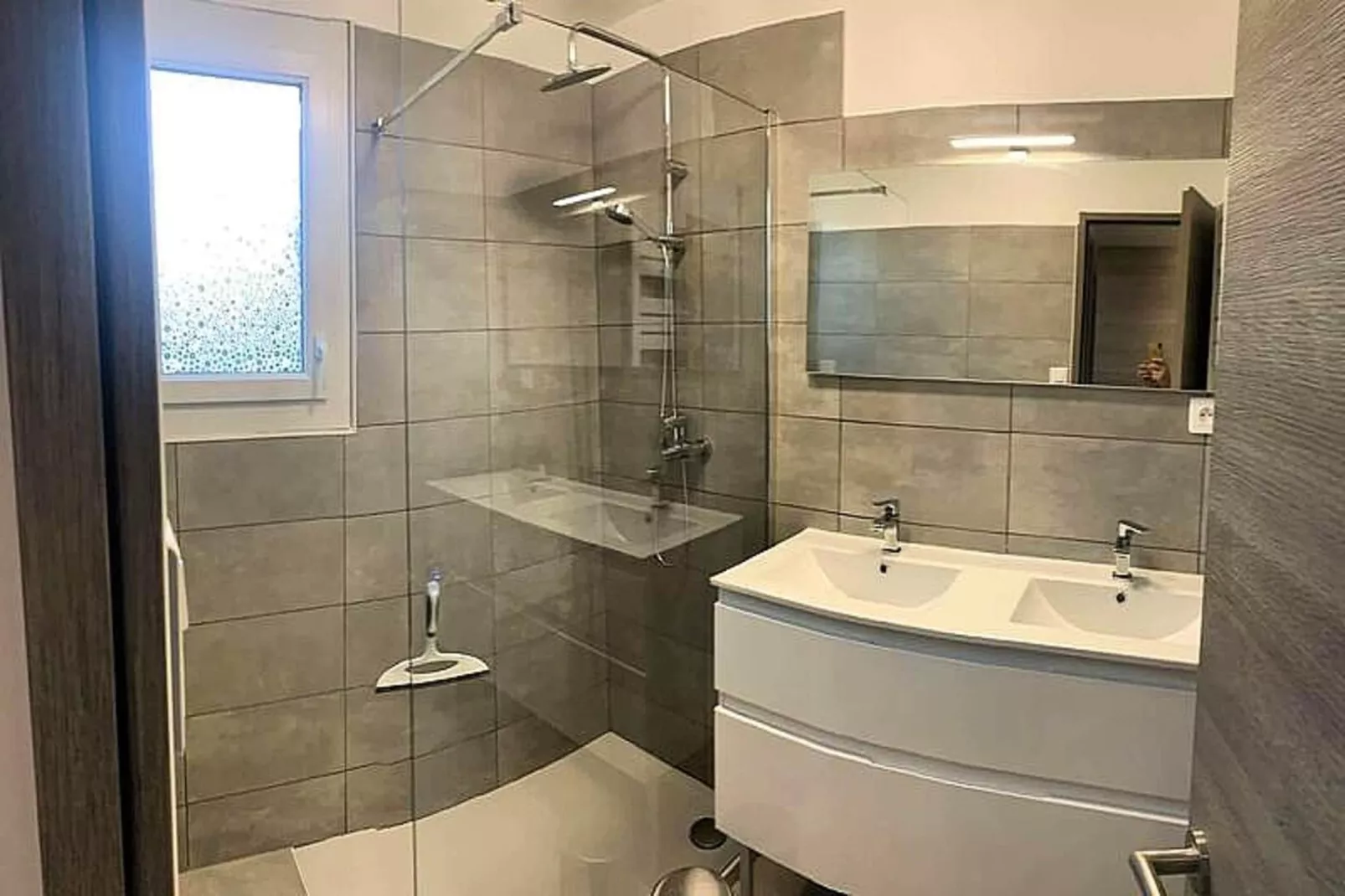 Résidence Mistral-Badkamer