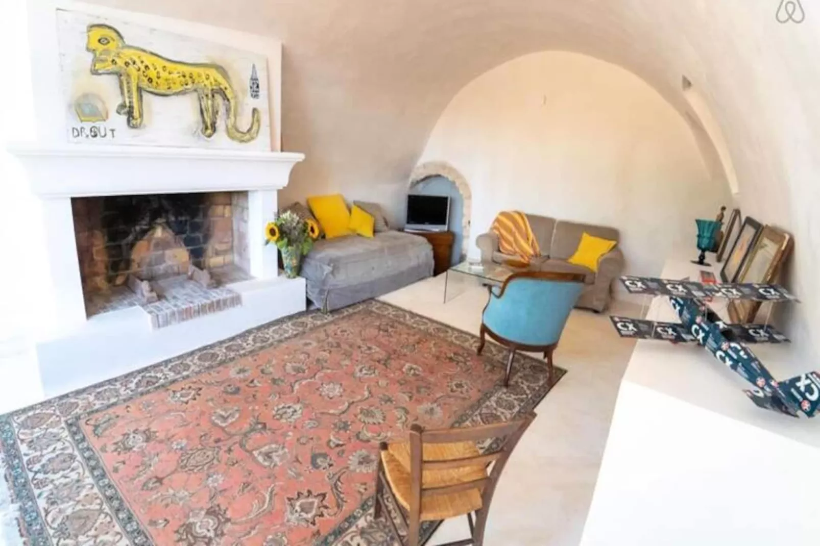 Maison Avec Vue Et Piscine Chauff&eacute;e &agrave; Roussillon-Image-tags.