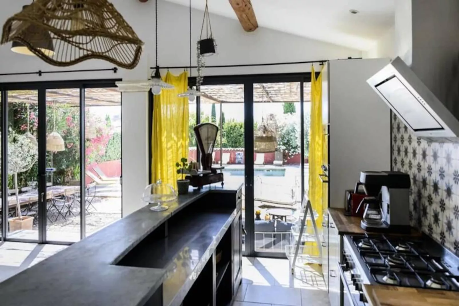 Bastide Dou Pastre Family Friendly House-Image-tags.