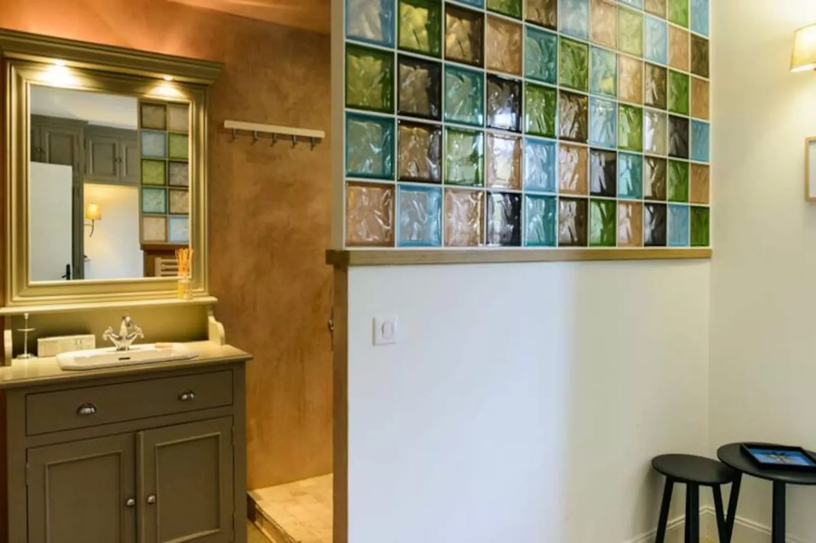 Le Ventoux : Exp&eacute;rience Unique En Provence-Image-tags.