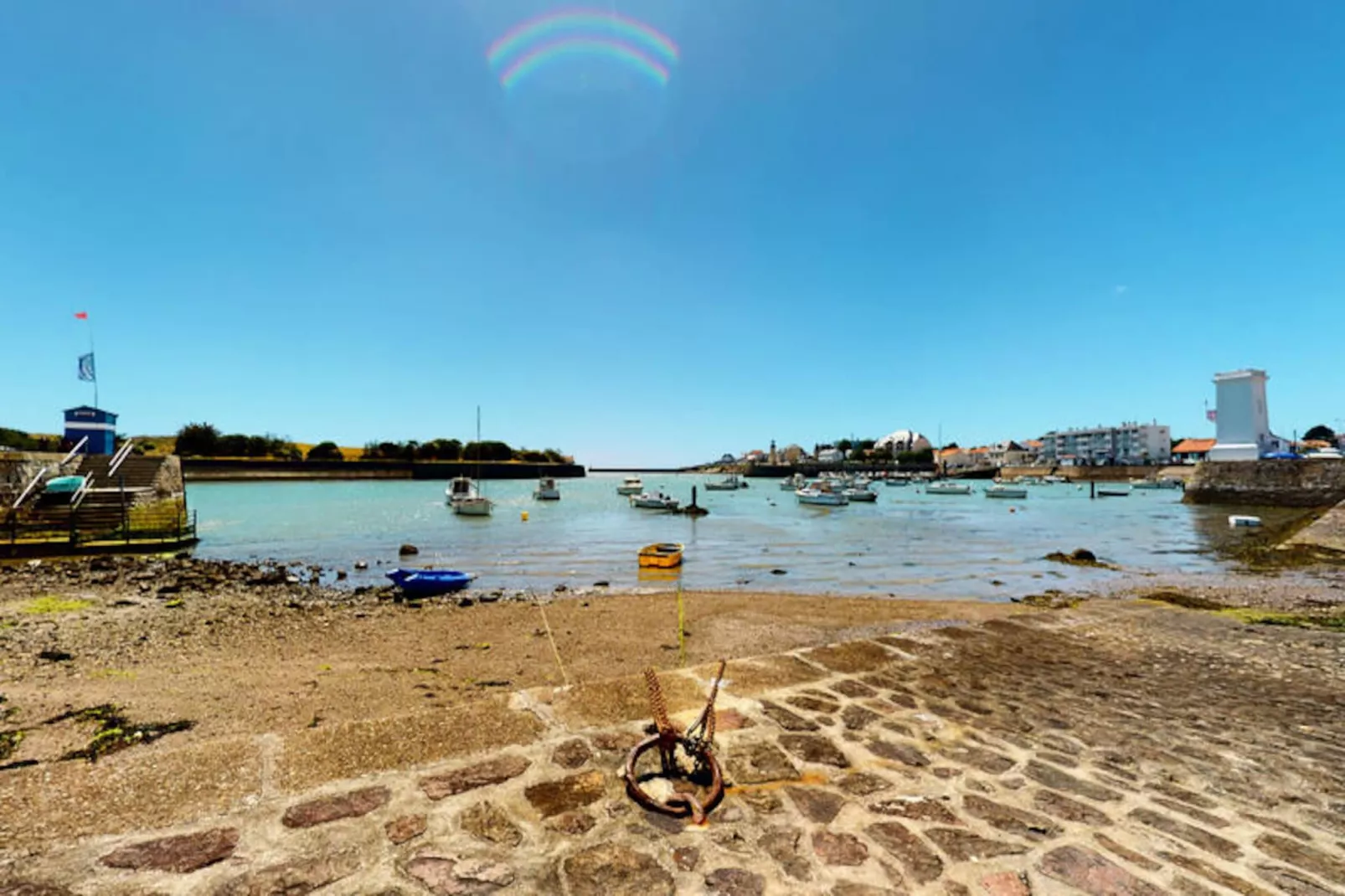 Maison à Saint-Gilles-Croix-de-Vie-Image-tags.