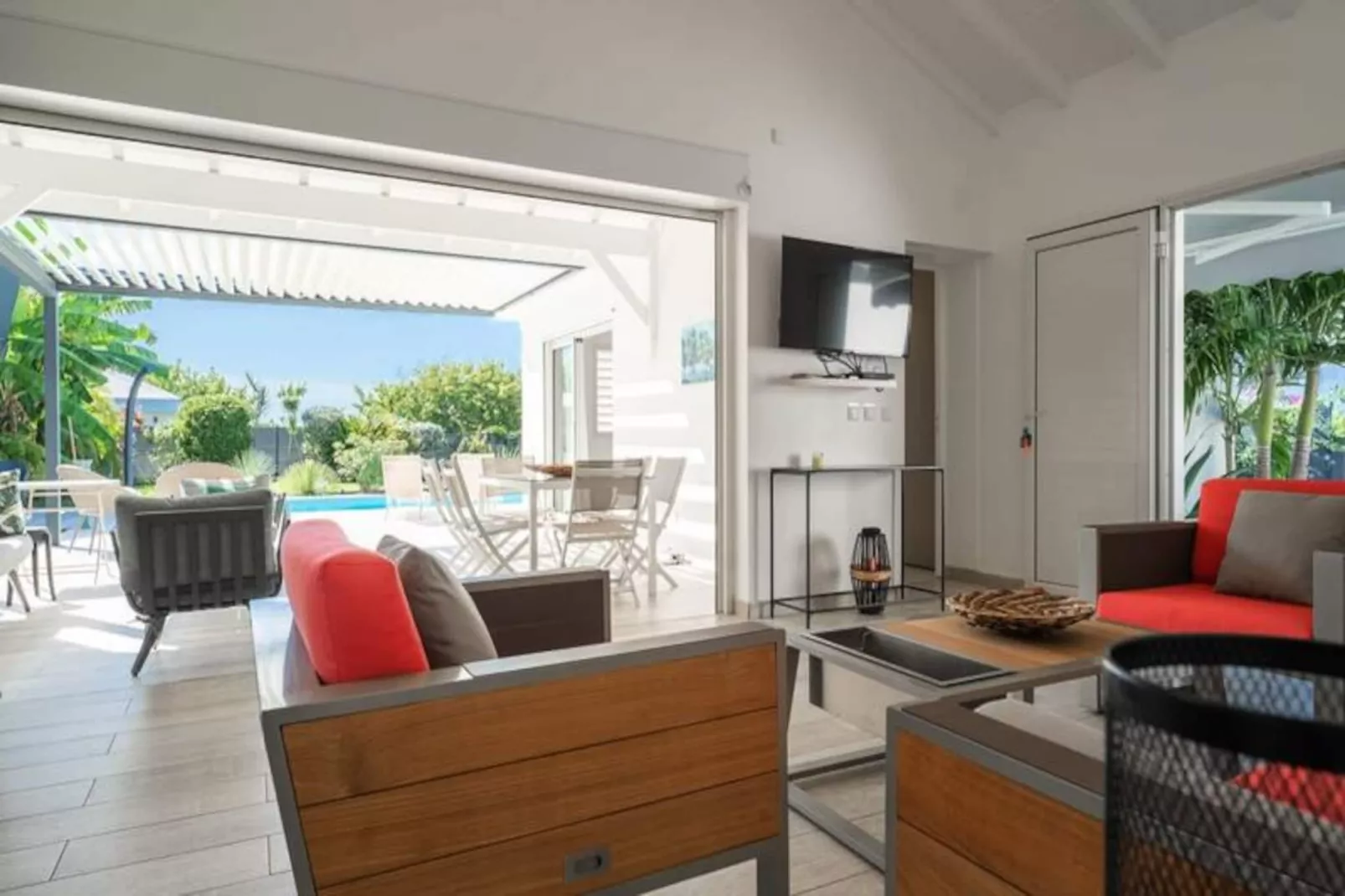 Villa Corossol-Image-tags.