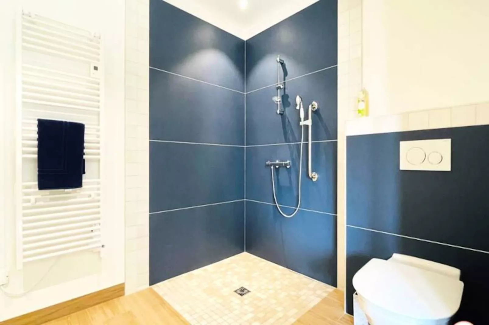 🐦 La Hulotte - Domaine D'apreval - Campagne-Image-tags.