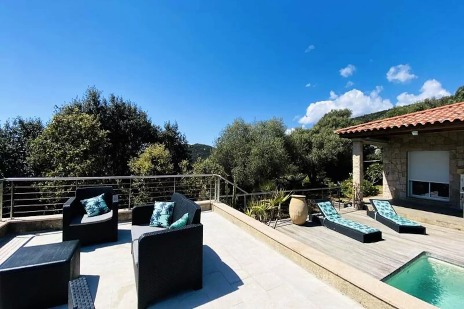 Résidence Hsain001-olmeto-Image-tags.