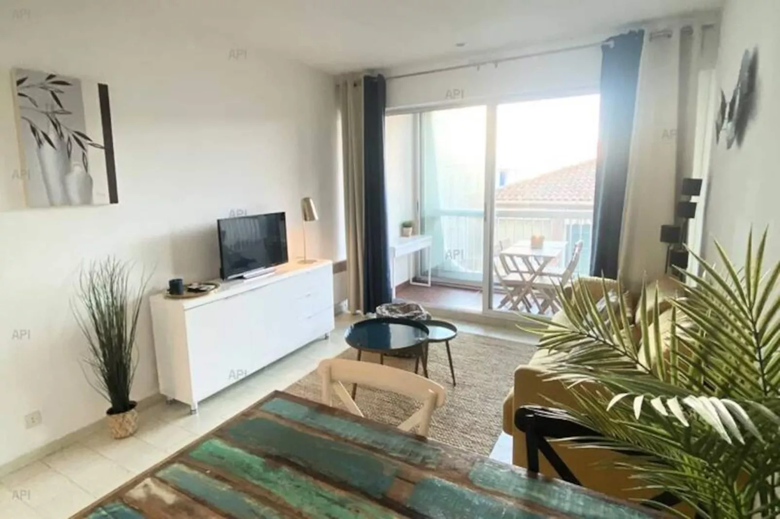 Résidence De La Méditerranée-Image-tags.