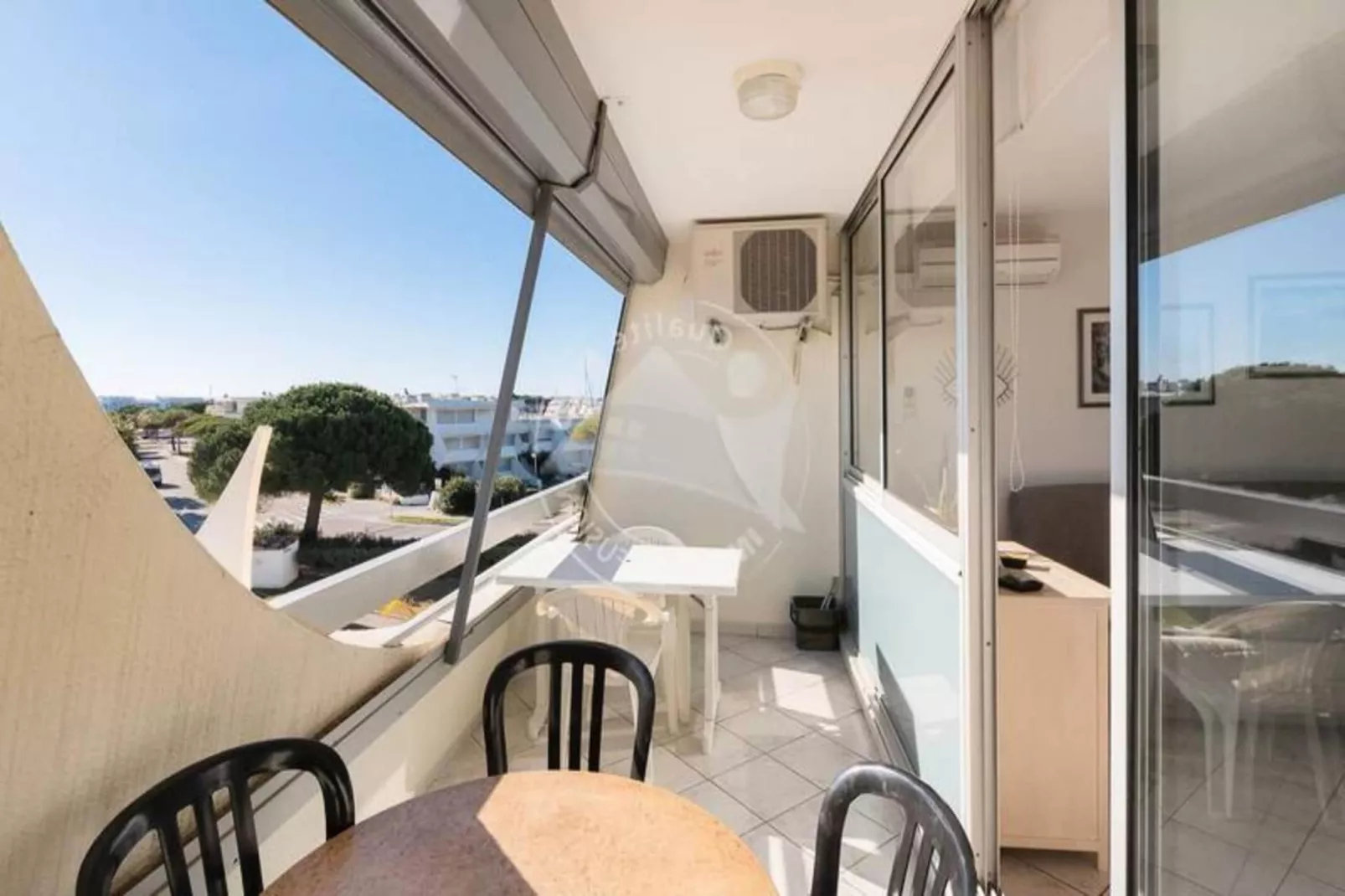 Résidence "le Chabian"-Terrasbalkon