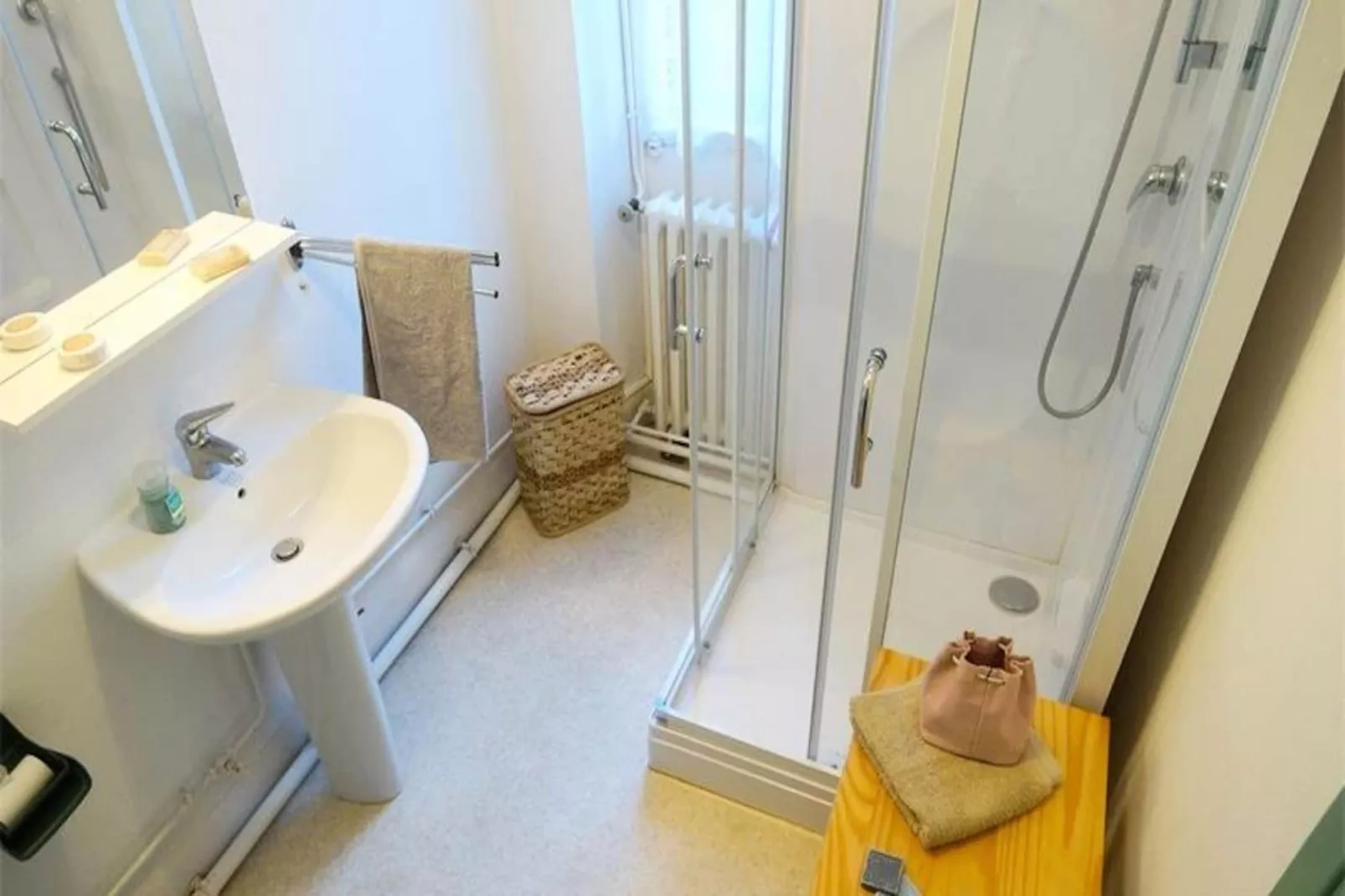 Résidence Angleterre-Image-tags.