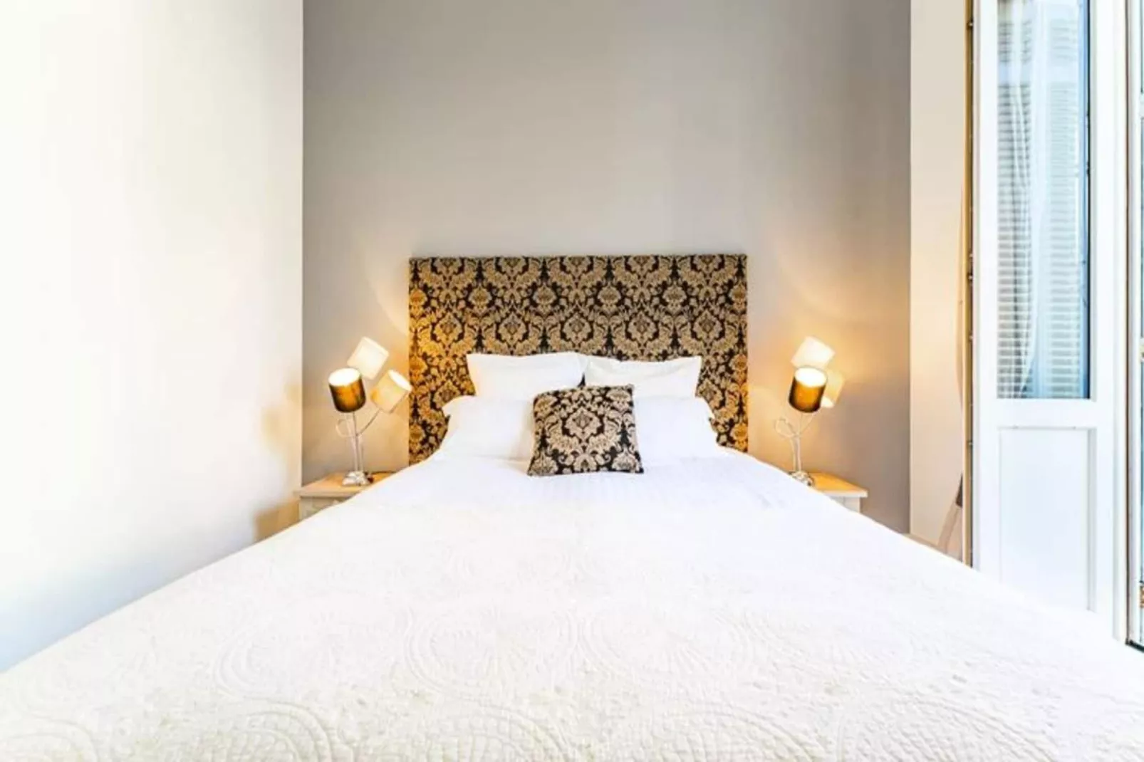 &eacute;l&eacute;gant Appartement Au C&oelig;ur Du Quartier Historique Saint-michel-Woonkamer