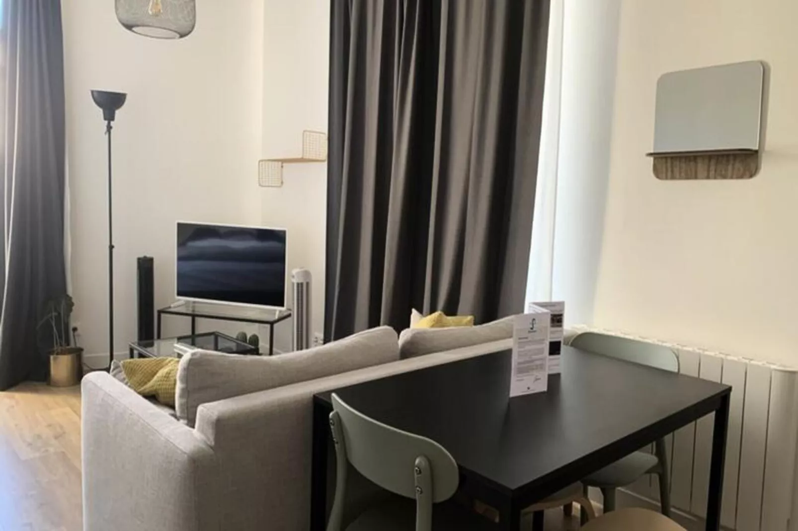 Appartement Aux Prestations Cozy Et Moderne En Hypercentre Pour 4 Personnes-Buitenkant zomer
