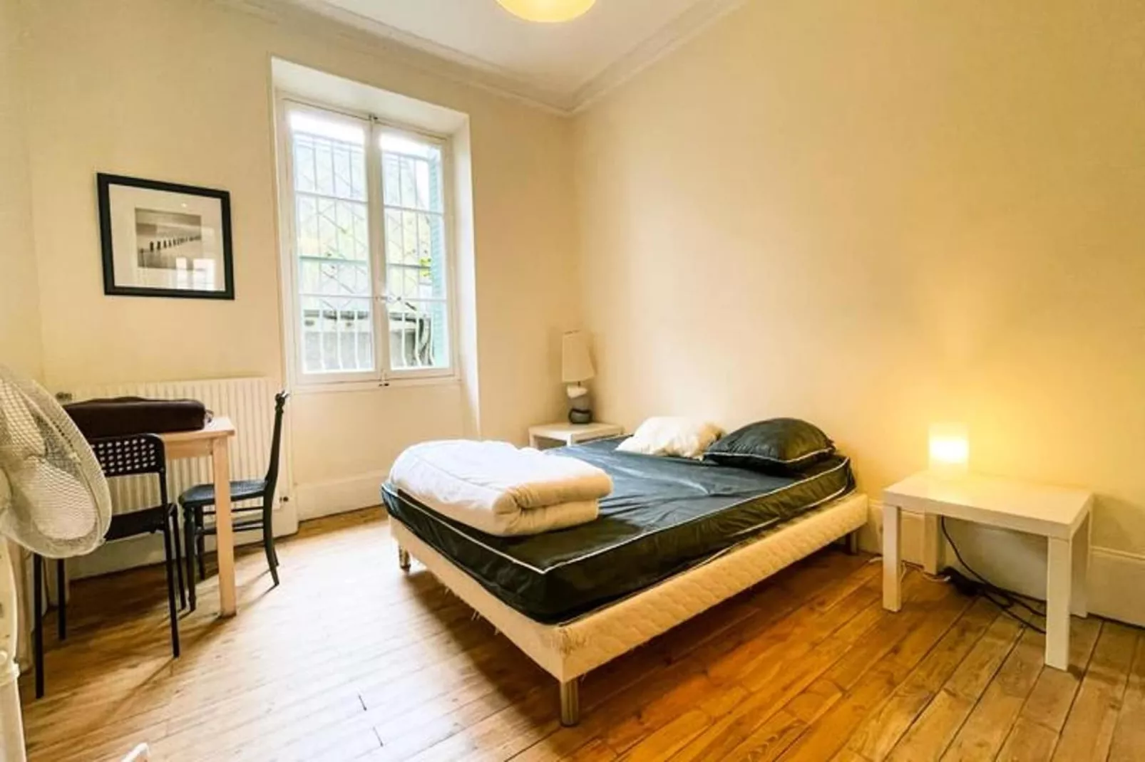 | Le Spacieux De La Gare ♟| Grand T4 Tout &eacute;quip&eacute; |gare De Grenoble-Slaapkamer