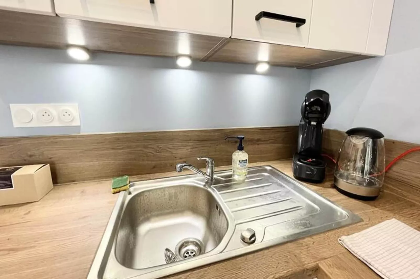 Le Cadet 👨&zwj;👩&zwj;👦&zwj;👦| Jean Jaur&egrave;s |tram A, B E E | T2 Tout &eacute;quip&eacute;-Keuken