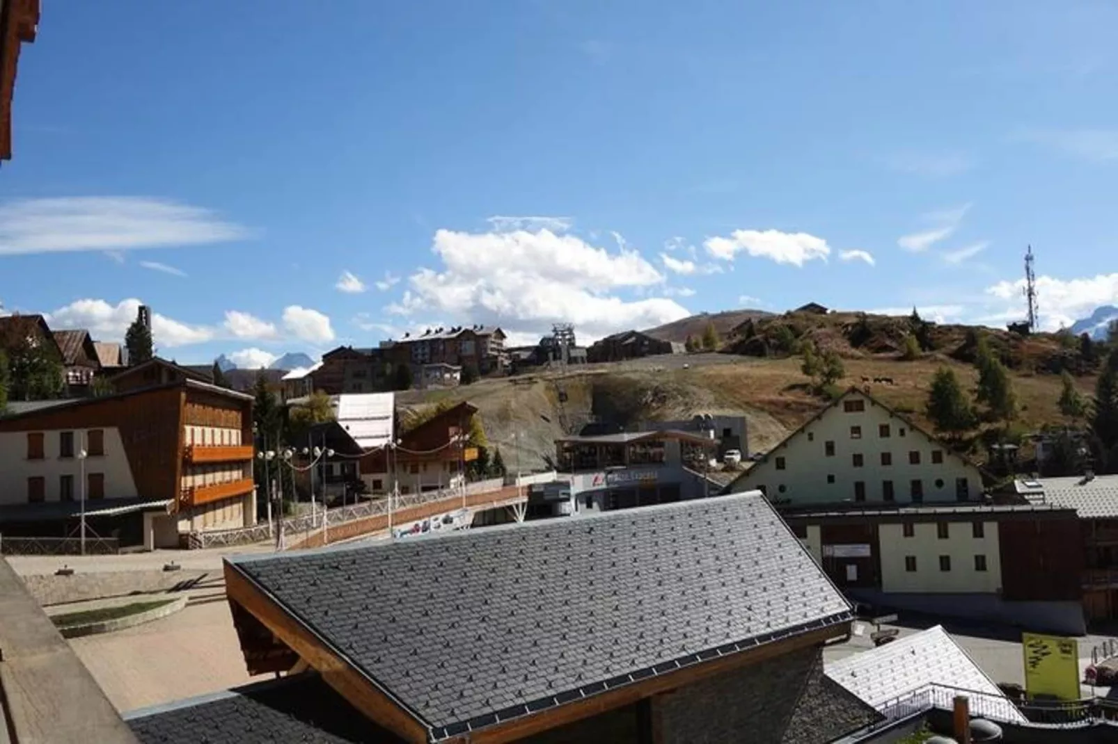 Résidence Maison De L'alpe-Uitzicht zomer