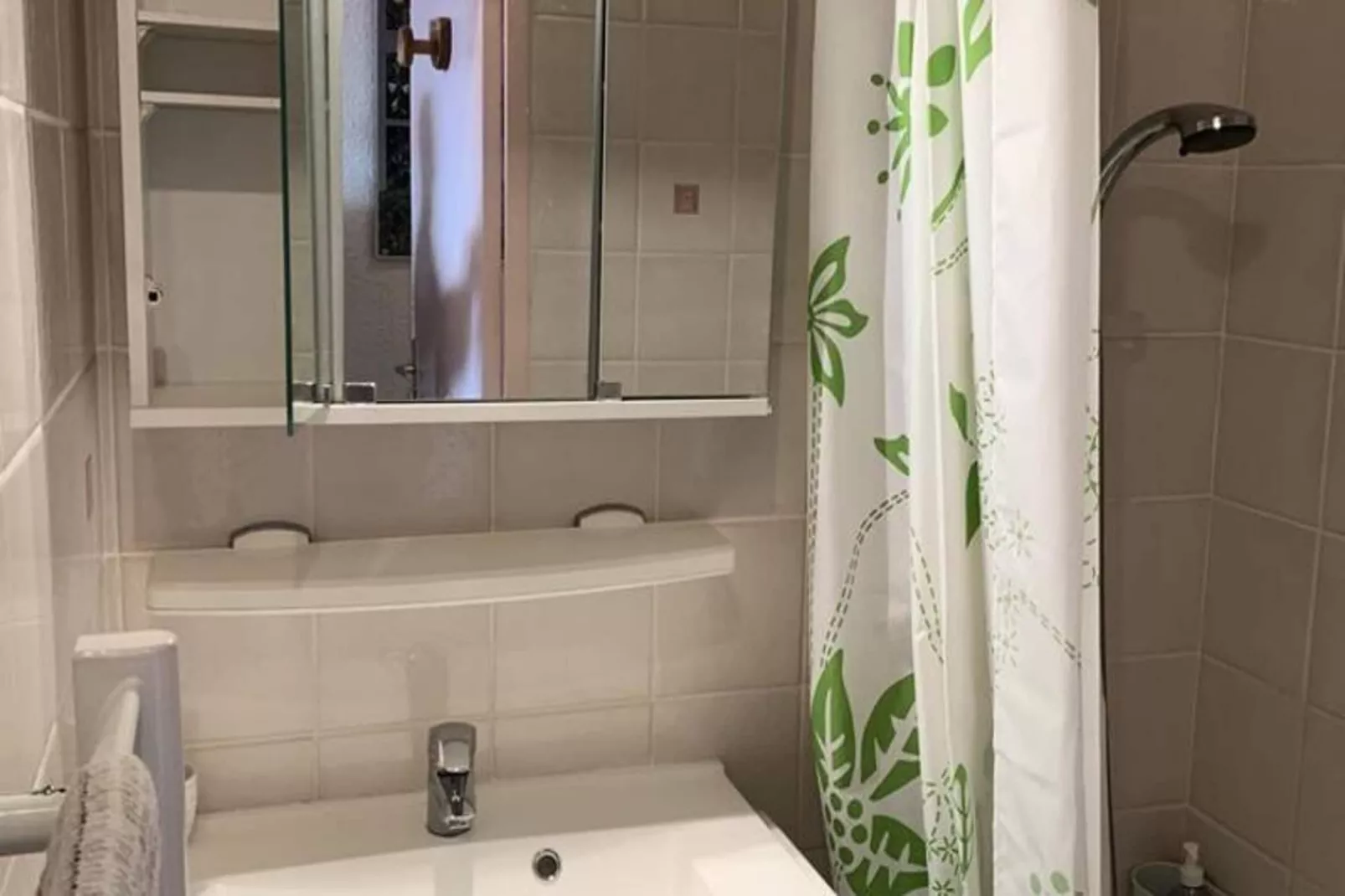 Résidence Balcons D'huez - Badkamer