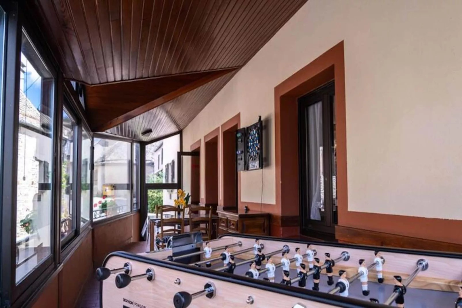 Gîte de France Bon aubrac pour 12 personnes 2 épis-Image-tags.