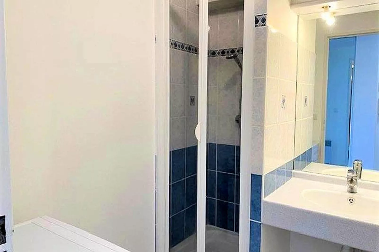 Résidence Les Pavois-Badkamer