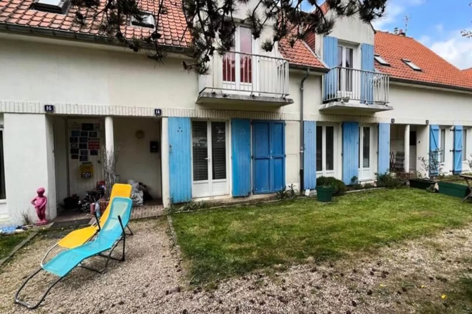 Résidence Belle Petite Maison Pr&egrave;s De La Canche-Buitenkant zomer