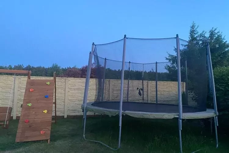 Dom wakacyjny z basenem dla 16 osób Sieciemin-Tuinen zomer