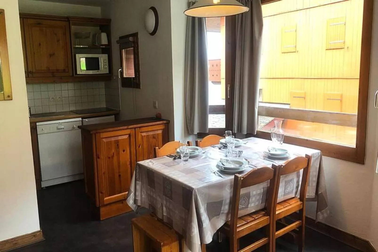 Résidence Athamante - Eetkamer