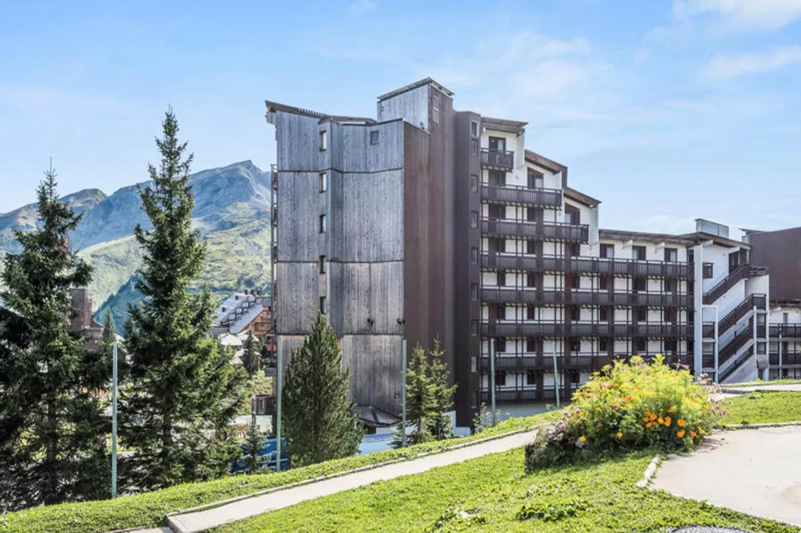 Résidence Les Fontaines Blanches - maeva Home-Buitenkant zomer