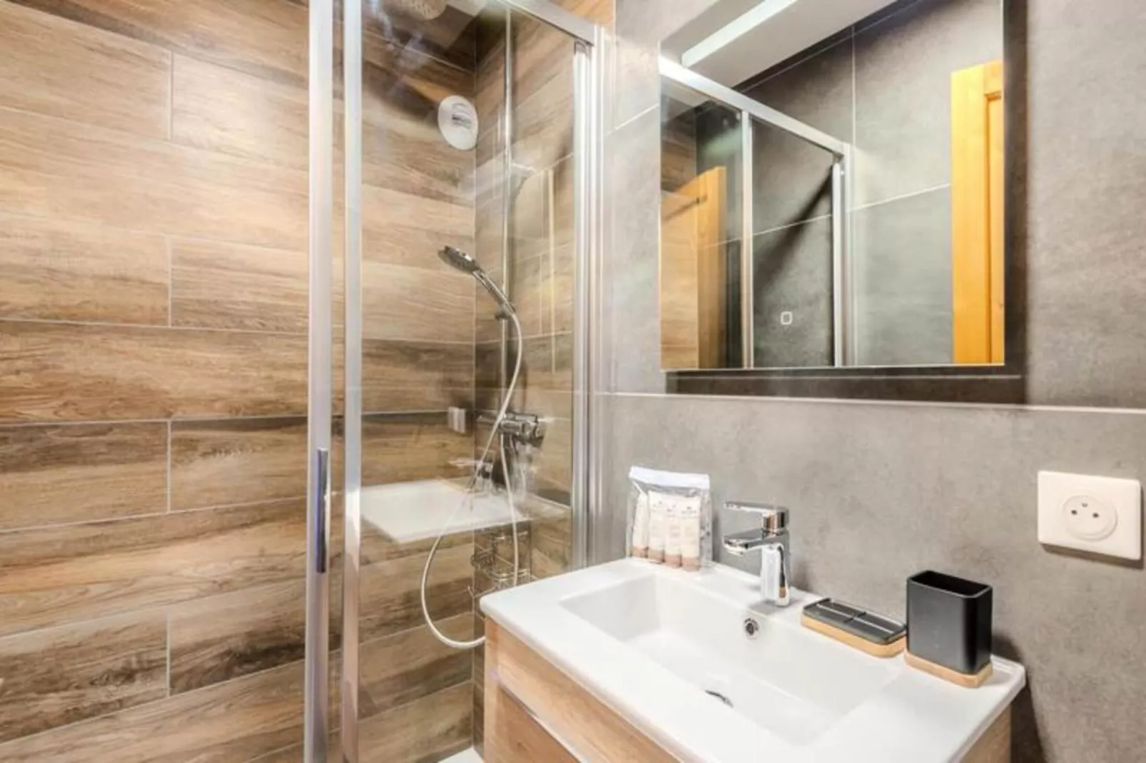 Residence Cypierre-Badkamer