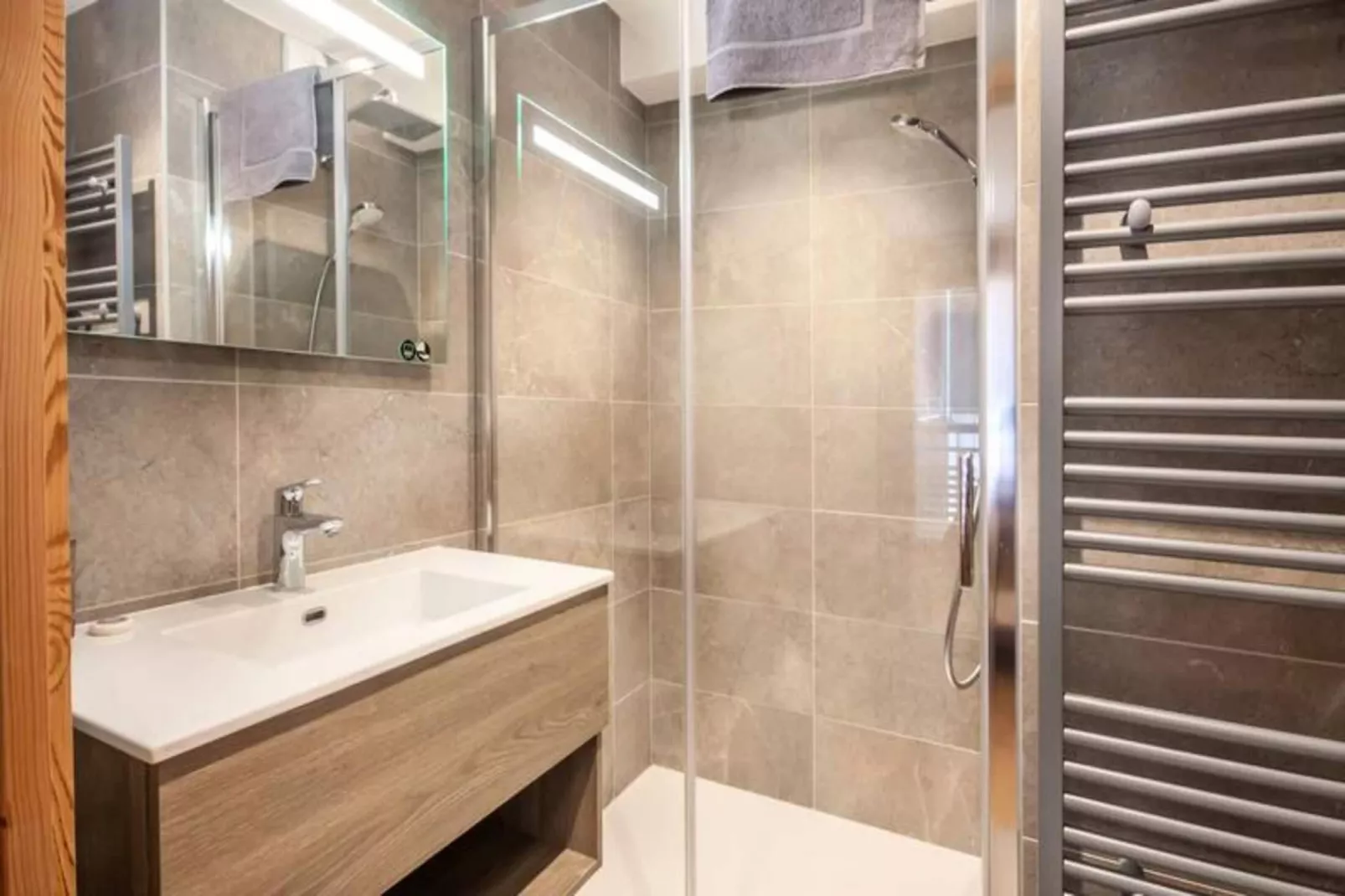 Résidence Echo Du Pleney - Badkamer