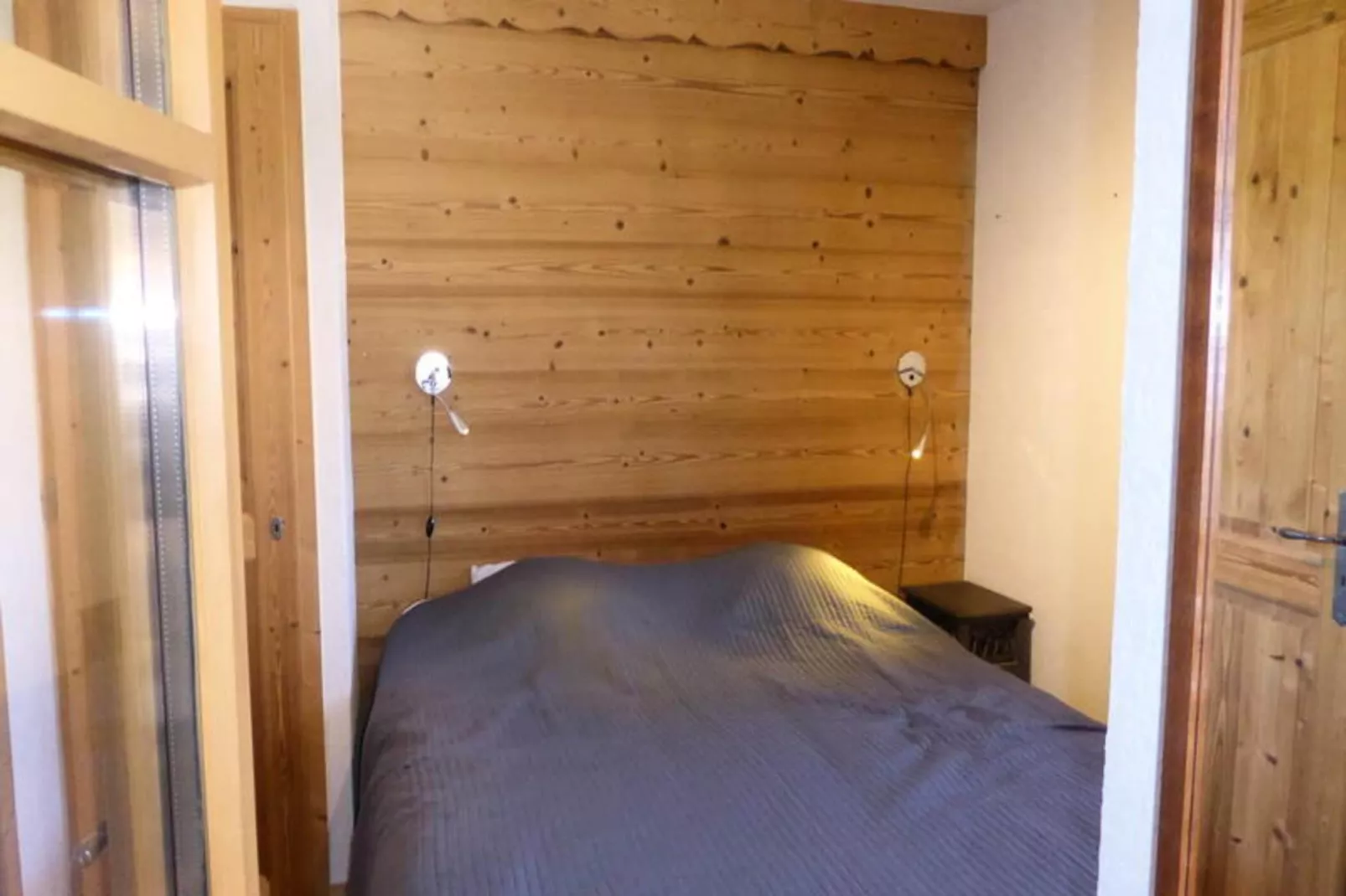 Résidence Cressoua-Buitenkant zomer