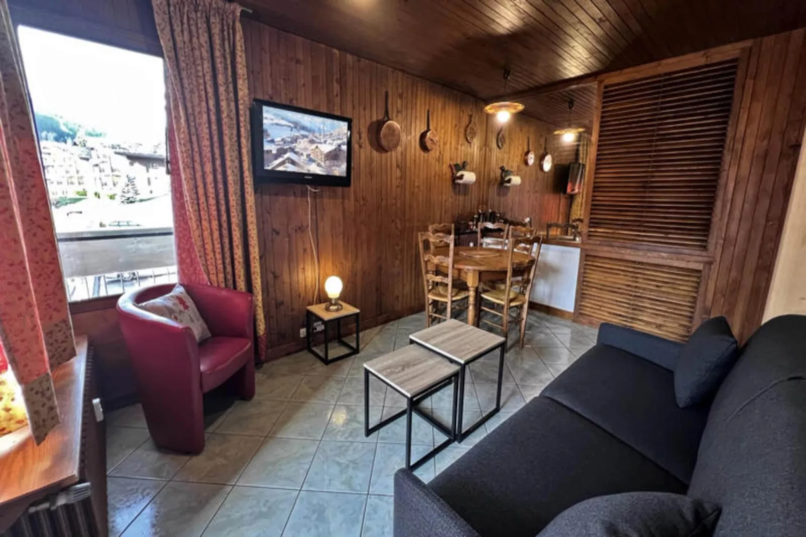 Appartements à La Clusaz-Buitenkant zomer