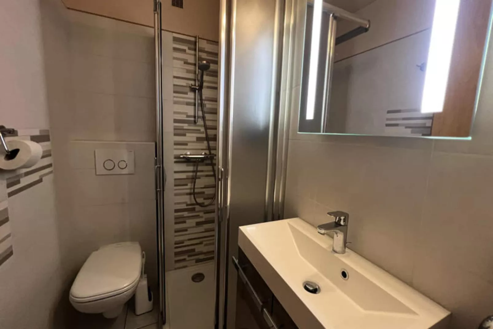 Studio à La Clusaz-Badkamer