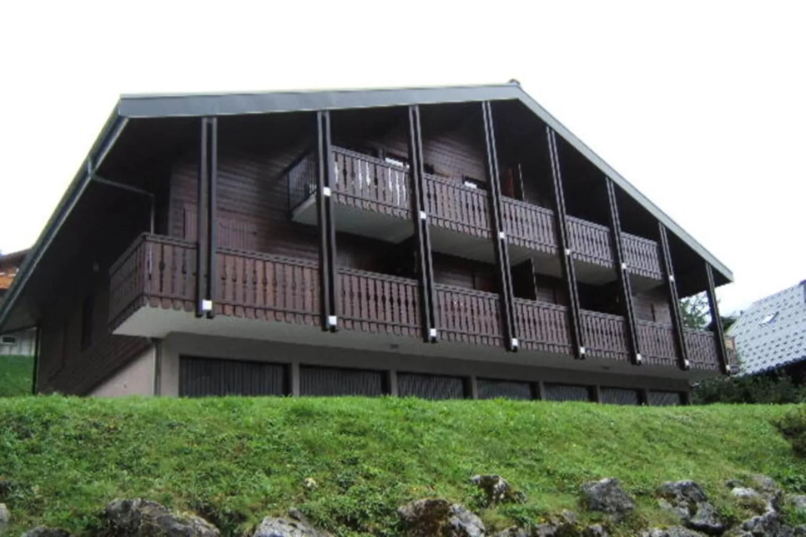 Résidence Les Rives Du Lac-Buitenkant zomer