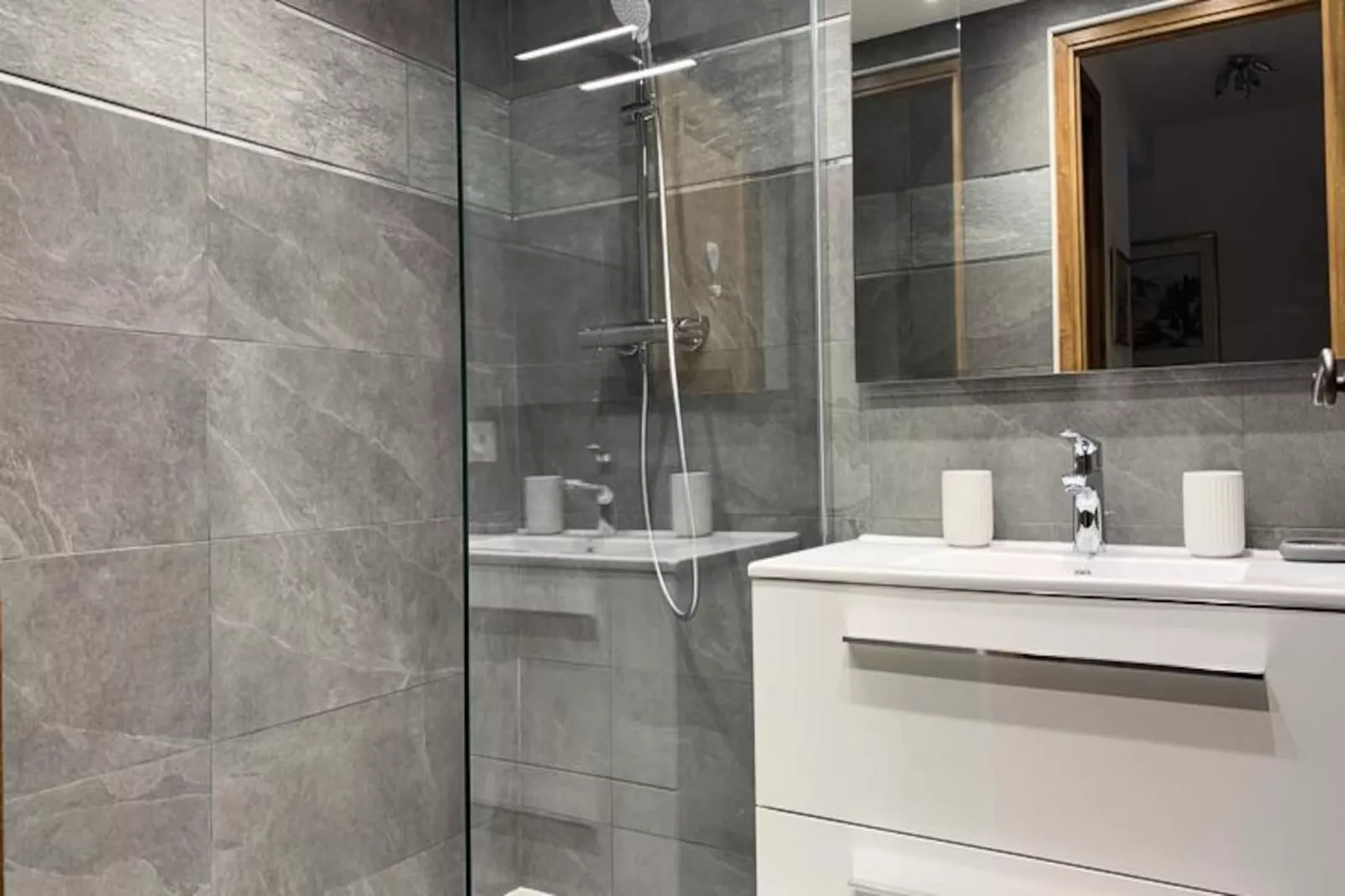 Résidence Clos Du Savoy-Image-tags.